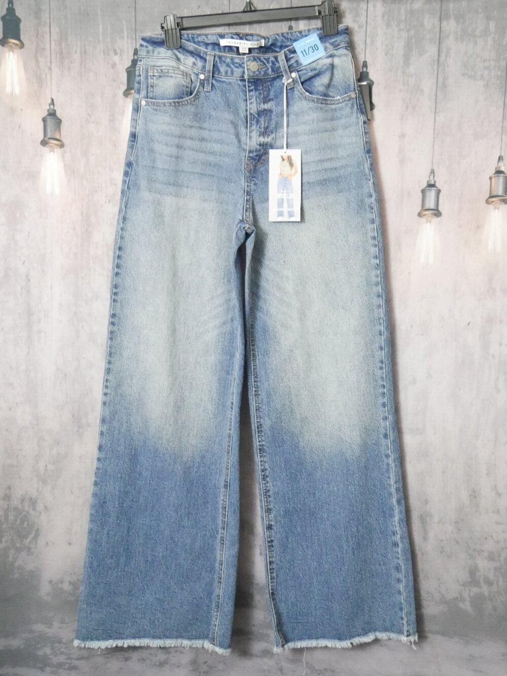 Celebrity Pink High Rise Wide Leg 11/30